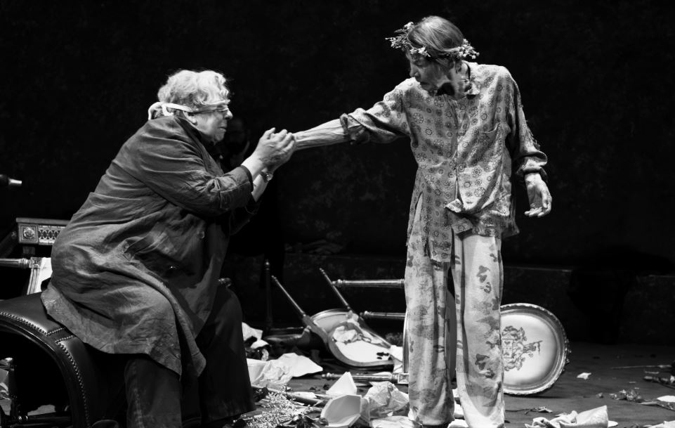 You Gotta Get a Gimmick: King Lear