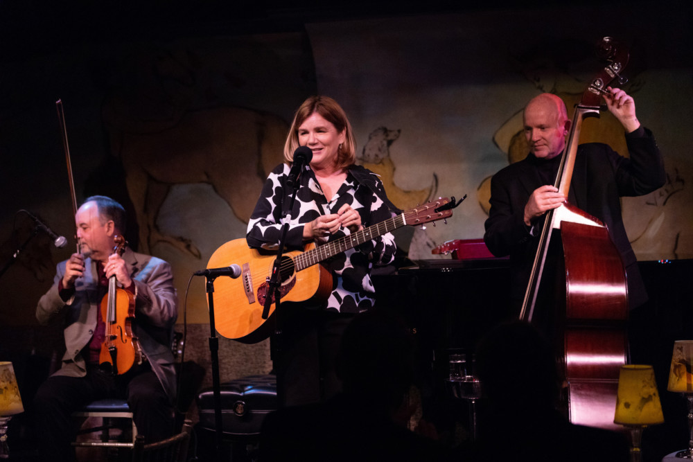 Mare Winningham Takes the Stage at Café Carlyle